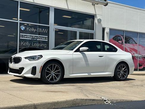 Certified 2025 BMW 230i xDrive Coupe w/ Premium Package AWD/4WD image 5