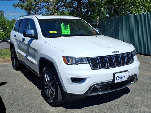 Used 2020 Jeep Grand Cherokee Limited AWD/4WD image 3