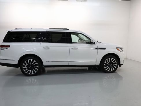 Used 2023 Lincoln Navigator L Black Label image 65