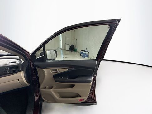 Used 2017 Honda Pilot EX-L image 34