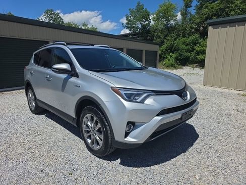 Used 2016 Toyota RAV4 Limited AWD/4WD image 8