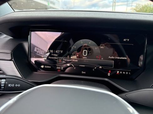 New 2026 GMC Acadia Elevation image 19