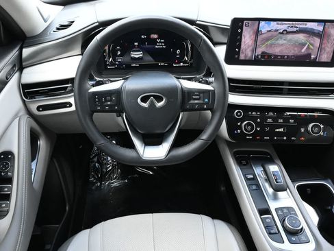Certified 2026 INFINITI QX60 Luxe w/ Cargo Package FWD image 9