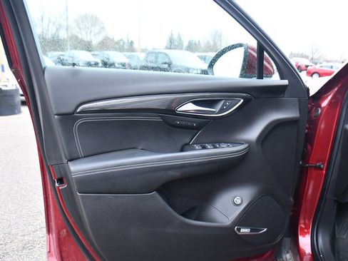 Used 2021 Buick Envision Essence w/ Technology Package I image 21