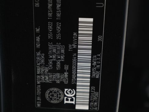 Used 2024 Lexus TX 500h AWD image 34
