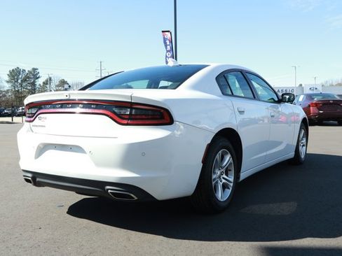 Used 2023 Dodge Charger SXT image 6