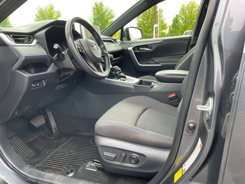 Certified 2024 Toyota RAV4 SE AWD/4WD image 10
