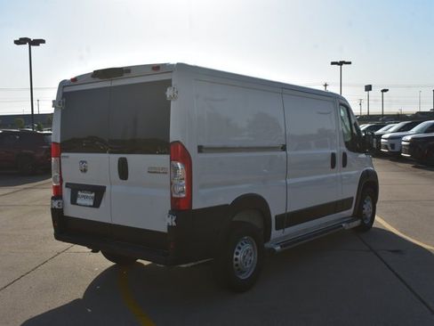 Used 2025 RAM ProMaster 2500 w/ U-Haul Equipment Group FWD image 5