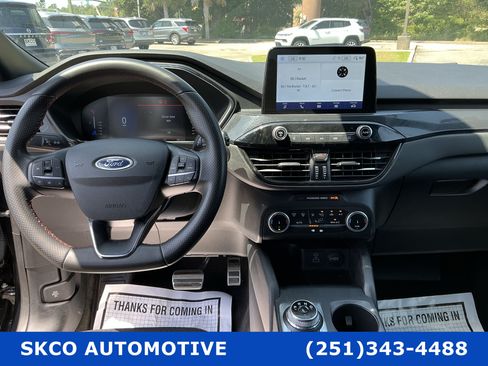 Used 2023 Ford Escape ST-Line FWD image 15