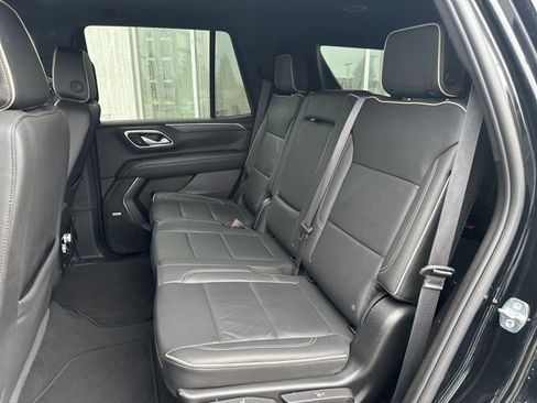 Used 2024 GMC Yukon SLT image 24