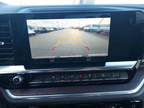 Used 2022 GMC Sierra 1500 SLT image 23