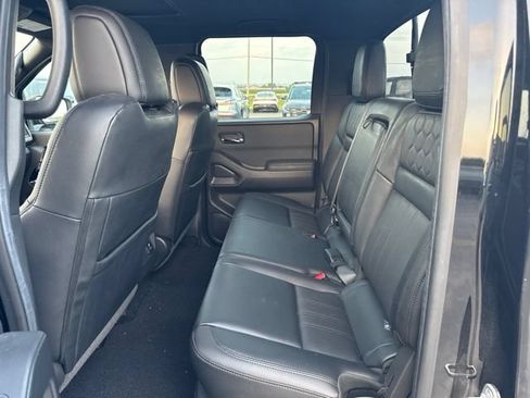 Used 2022 Nissan Frontier PRO-4X w/ Pro-4X Premium Package AWD/4WD image 13