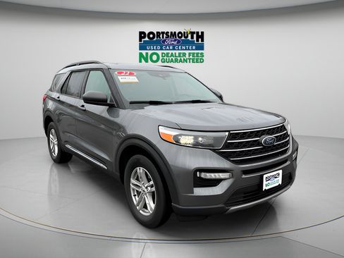 Used 2022 Ford Explorer XLT w/ Equipment Group 202A AWD/4WD image 26