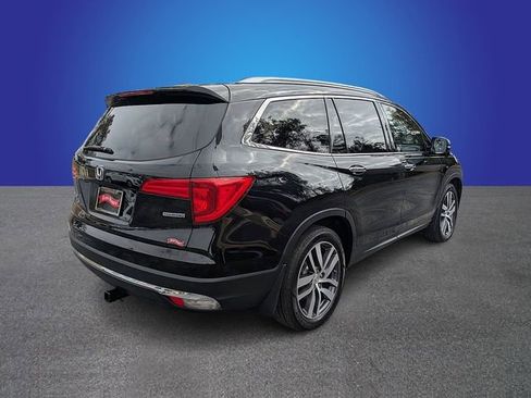 Used 2017 Honda Pilot Touring image 5