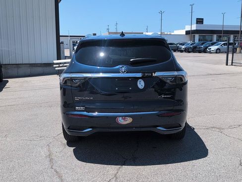 Used 2023 Buick Enclave Avenir w/ Avenir Technology Package AWD/4WD image 5