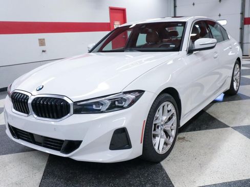 Used 2026 BMW 330i Sedan RWD image 5