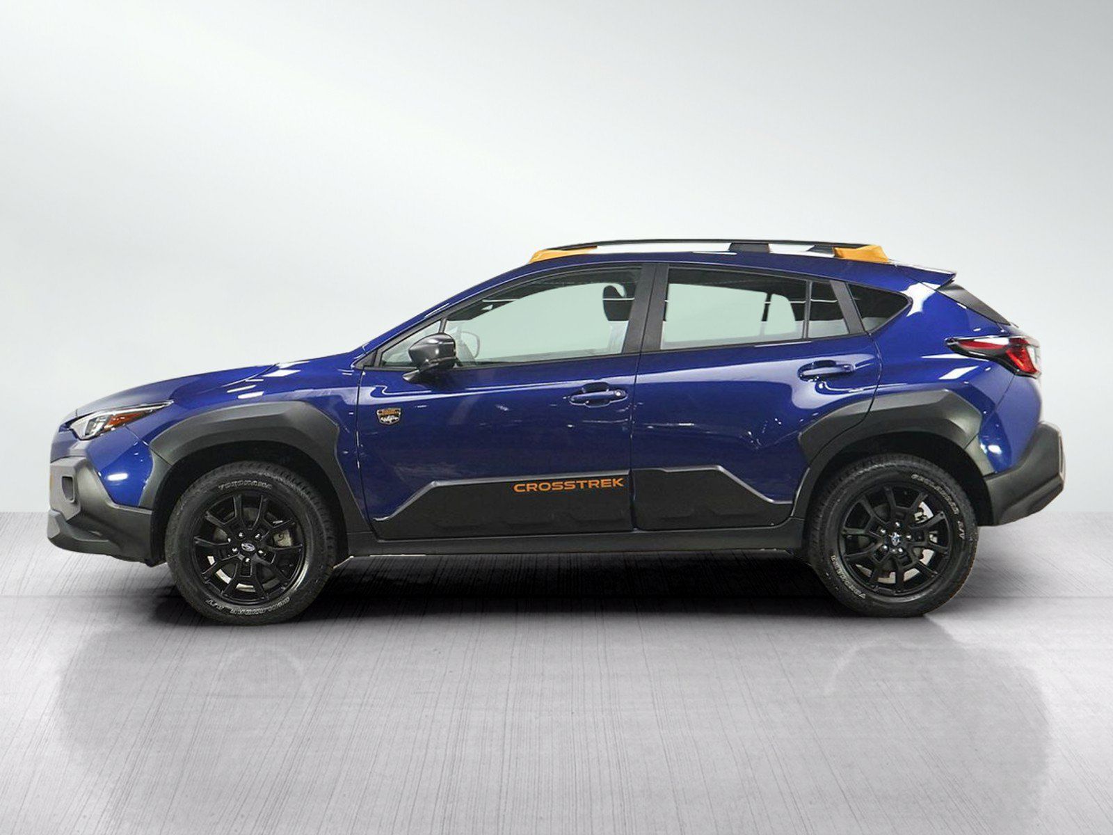 Used 2024 Subaru Crosstrek 2.5i Wilderness w/ Crosstrek Mirror Package AWD/4WD image 2