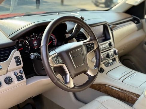 Used 2015 GMC Yukon Denali w/ Touring Package image 10