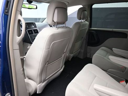 Used 2011 Dodge Grand Caravan Crew w/ Safety Sphere Group FWD image 12