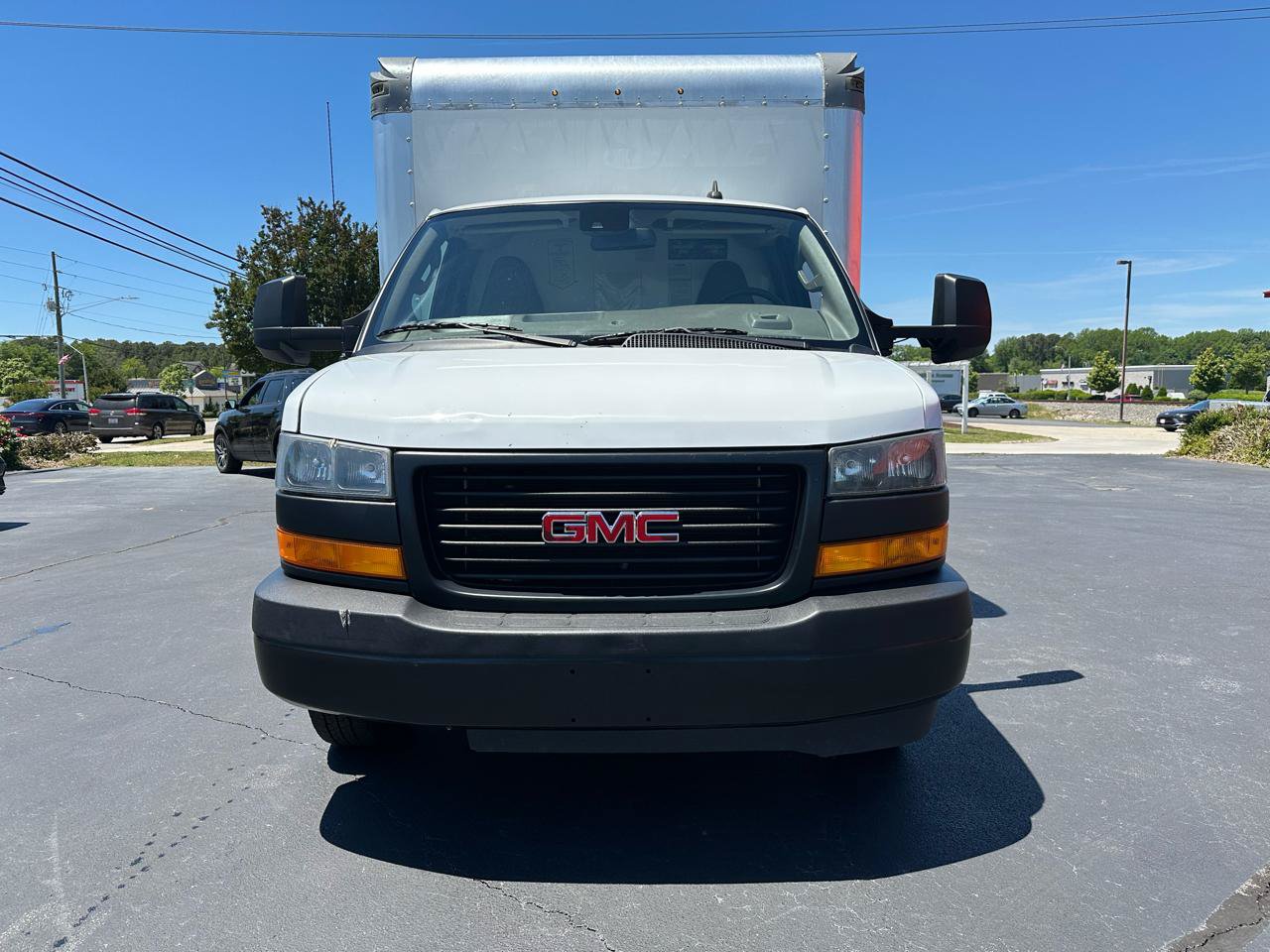 Used 2021 GMC Savana 3500 Extended w/ Power Convenience Package RWD image 3