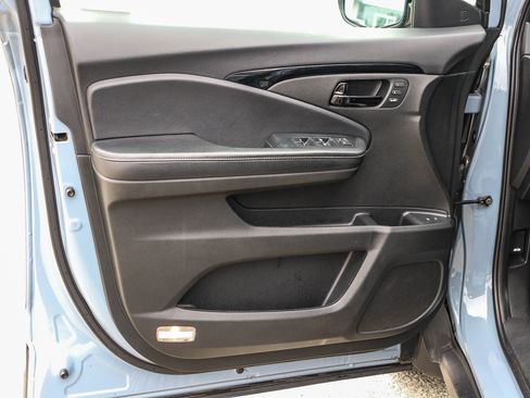 Used 2023 Honda Passport Elite image 19