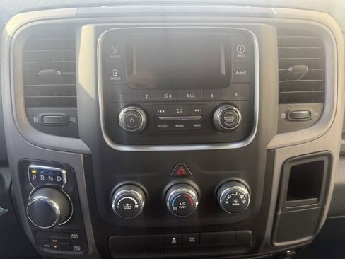 Used 2018 RAM 1500 Express image 10