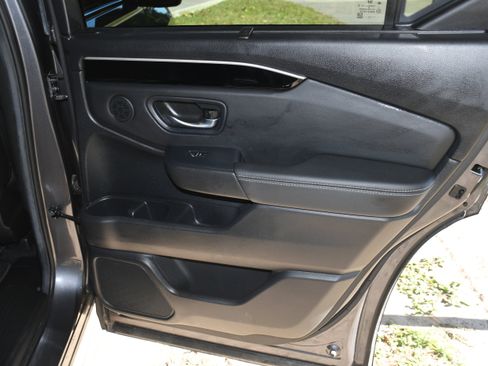 Certified 2025 Honda Pilot EX-L image 20