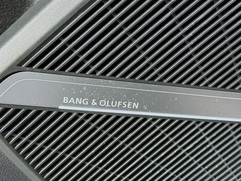 Used 2022 Audi SQ5 Prestige image 21