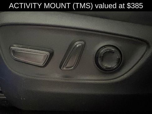 Used 2024 Toyota Venza Limited AWD/4WD image 7