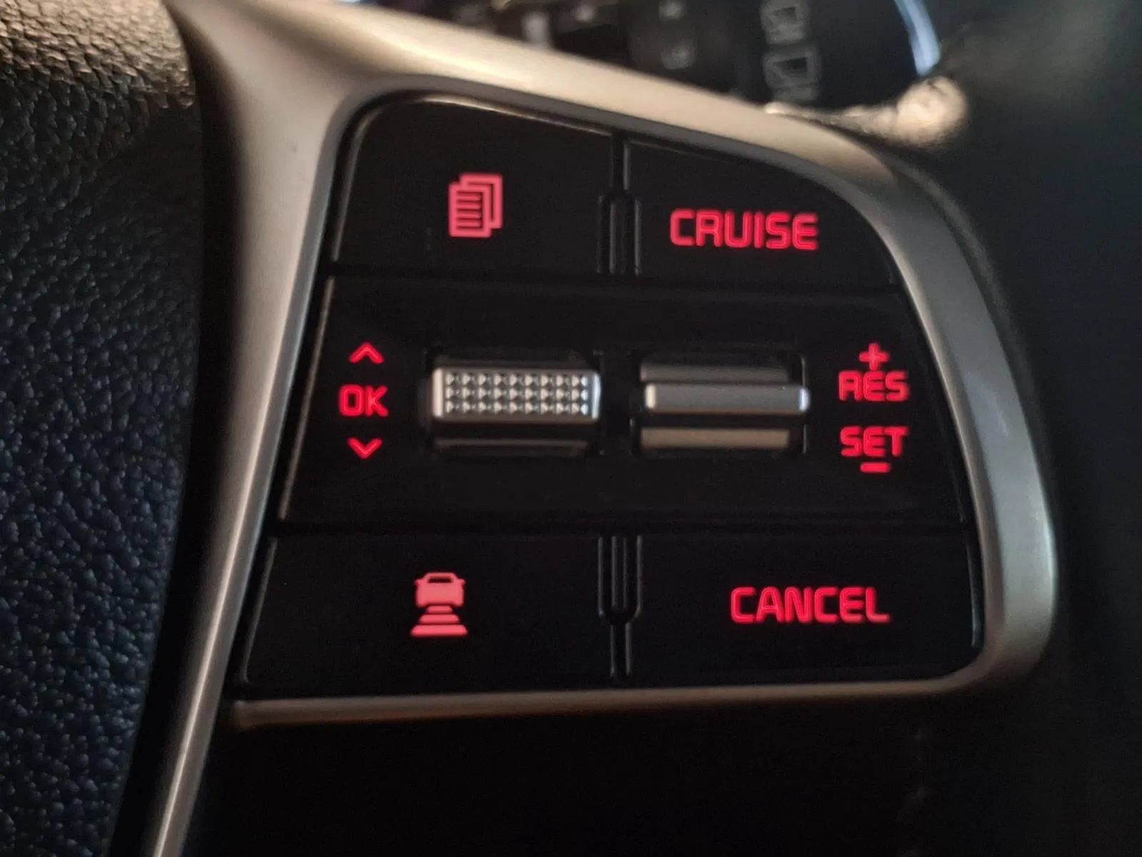 Used 2020 Kia Sorento EX FWD image 28