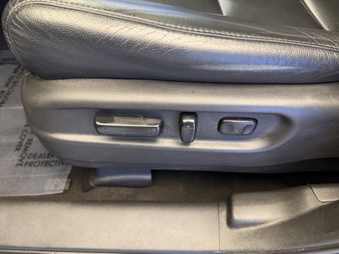 Used 2016 Honda Pilot Touring image 13