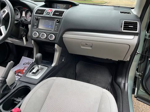 Used 2018 Subaru Forester 2.5i w/ Alloy Wheel Package AWD/4WD image 37
