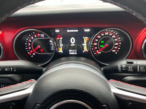 Used 2019 Jeep Wrangler Unlimited Rubicon image 68