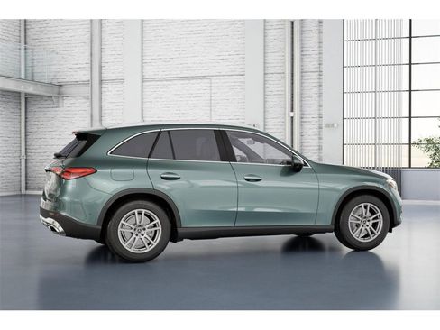 New 2026 Mercedes-Benz GLC 300 4MATIC image 18