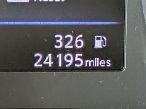 Used 2019 Nissan Rogue SV w/ Premium Package FWD image 31