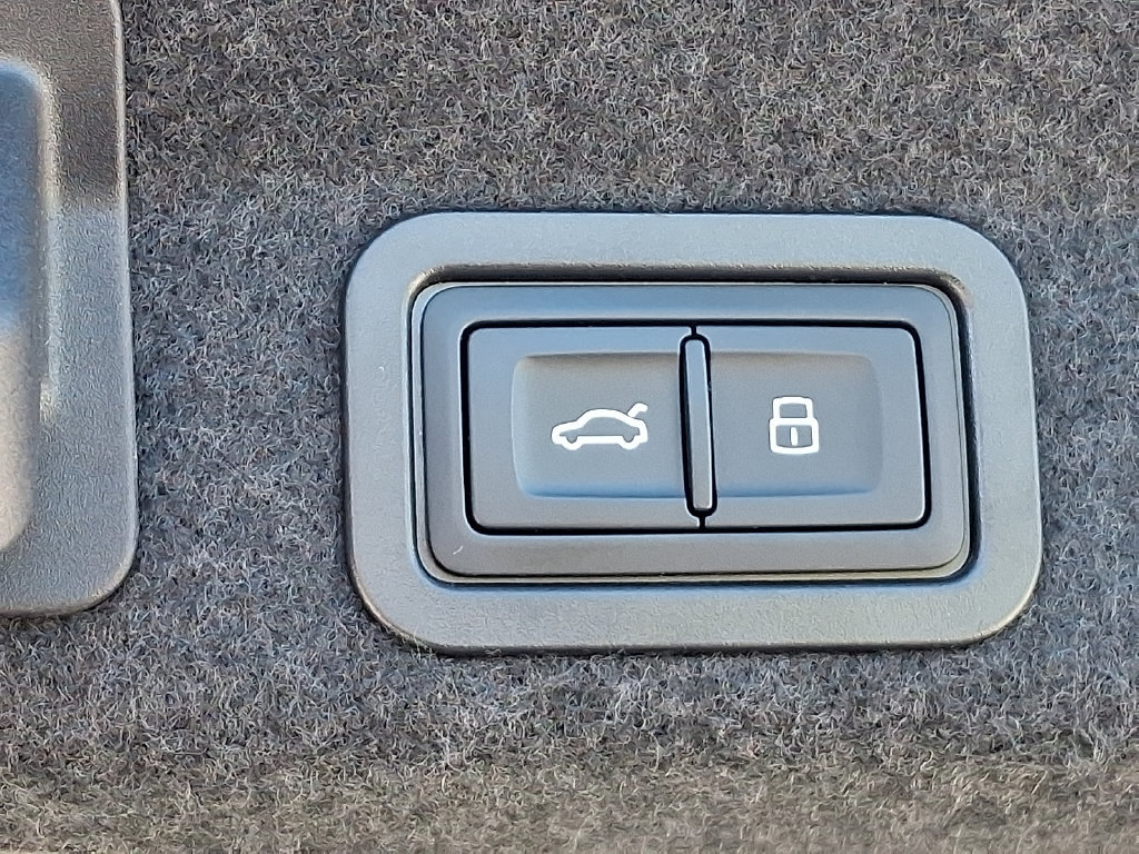 Certified 2025 Audi A6 Premium Plus AWD/4WD image 31