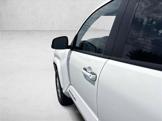 Certified 2026 Toyota Tacoma SR5 AWD/4WD image 30
