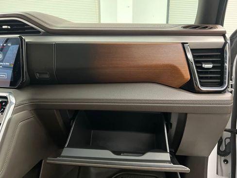 Used 2024 GMC Sierra 1500 Denali w/ Denali Reserve Package image 32