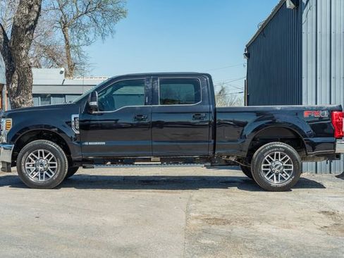 Used 2019 Ford F250 Lariat w/ Lariat Ultimate Package image 3