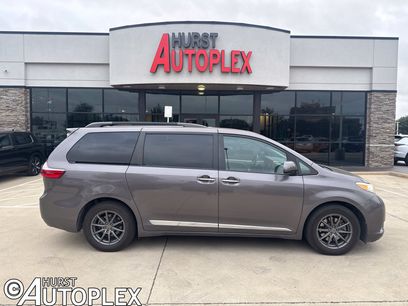 Used 2015 Toyota Sienna XLE w/ XLE Navigation Package