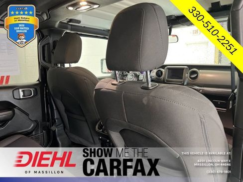 Used 2023 Jeep Gladiator Sport AWD/4WD image 14