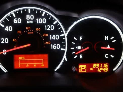 Used 2012 Nissan Altima 2.5 S w/ 20th Anniversary Pkg image 17