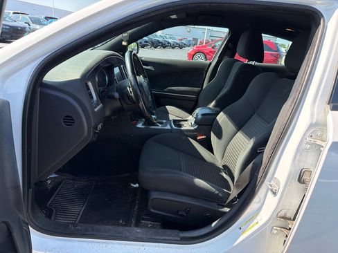 Used 2019 Dodge Charger R/T RWD image 10