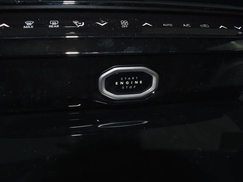 New 2026 Jeep Grand Cherokee Altitude AWD/4WD image 15