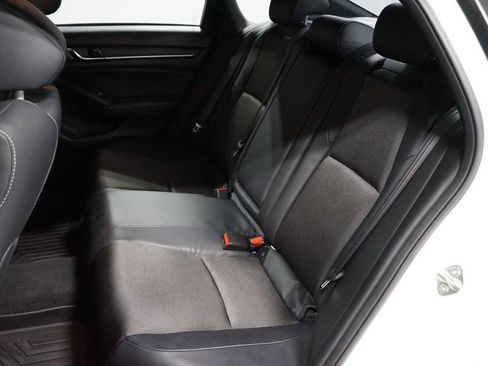 Used 2018 Honda Accord Sport image 27