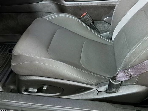 Used 2017 Chevrolet Camaro LT RWD image 8