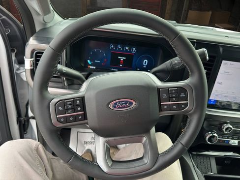 New 2026 Ford F350 Lariat w/ Lariat Ultimate Package AWD/4WD image 16