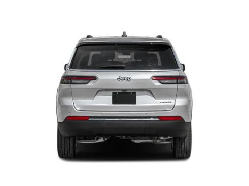 Certified 2025 Jeep Grand Cherokee L Limited w/ Luxury Tech Group II image 5