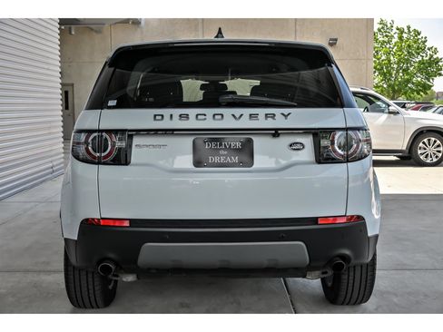 Used 2019 Land Rover Discovery Sport SE AWD/4WD image 7