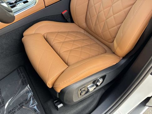 New 2026 BMW X5 xDrive40i w/ Climate Comfort Package image 20